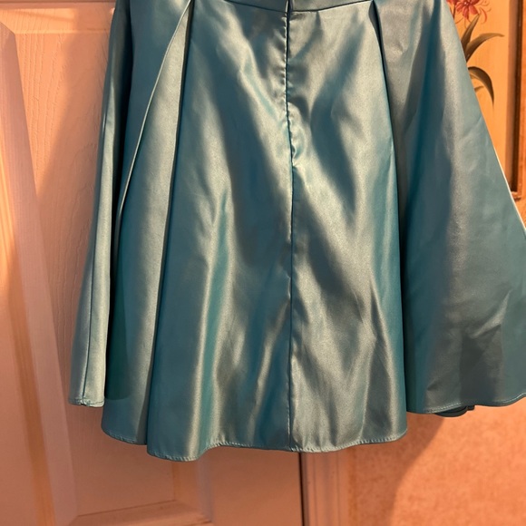 Prom Dress - Picture 8 of 8